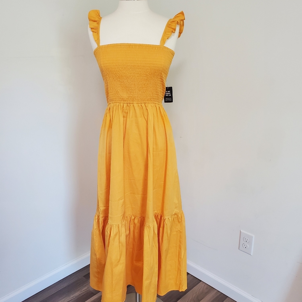 NWT Express Maxi Dress Size M